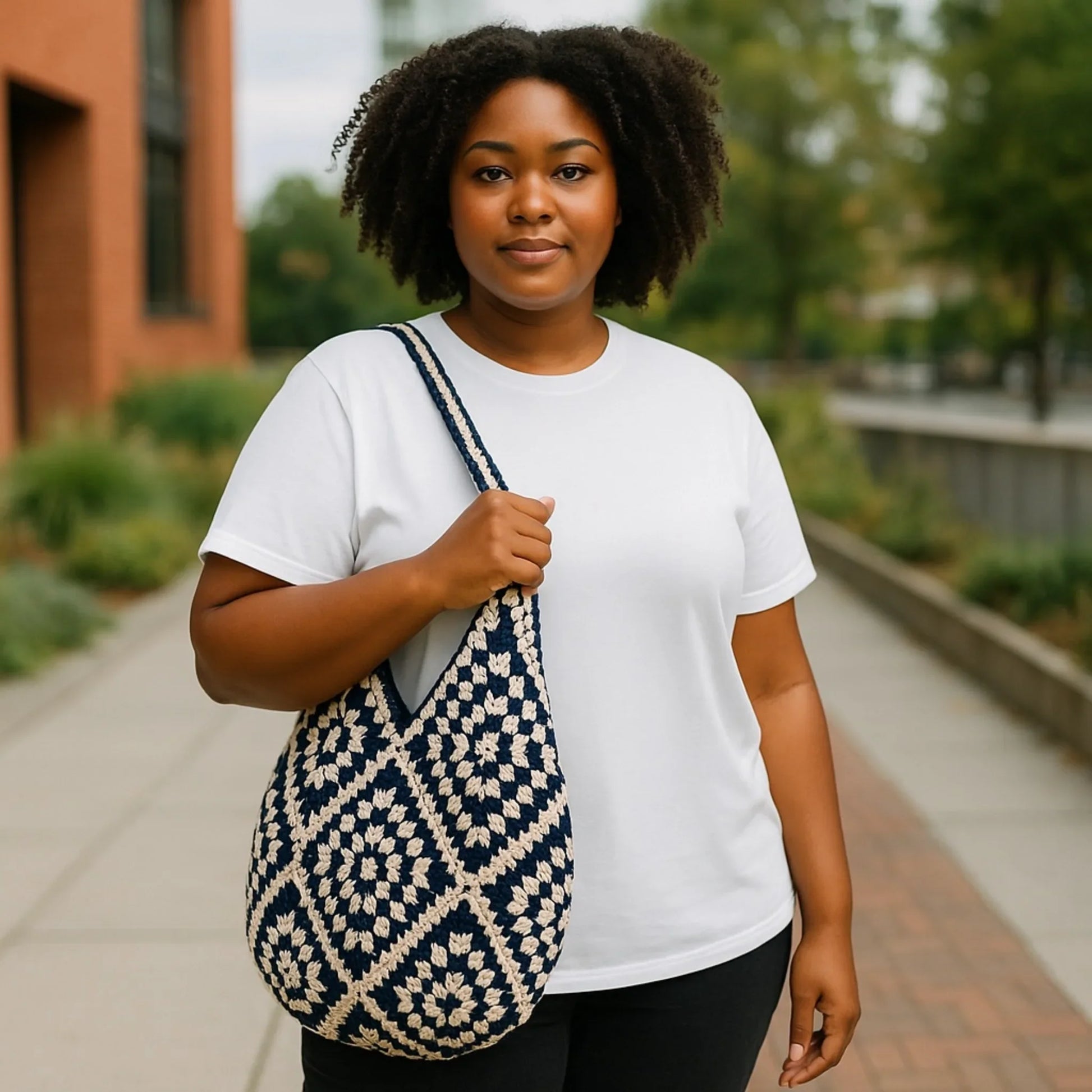 Cotton Yarn Hand Woven Shoulder Bag - Twist & Tassel