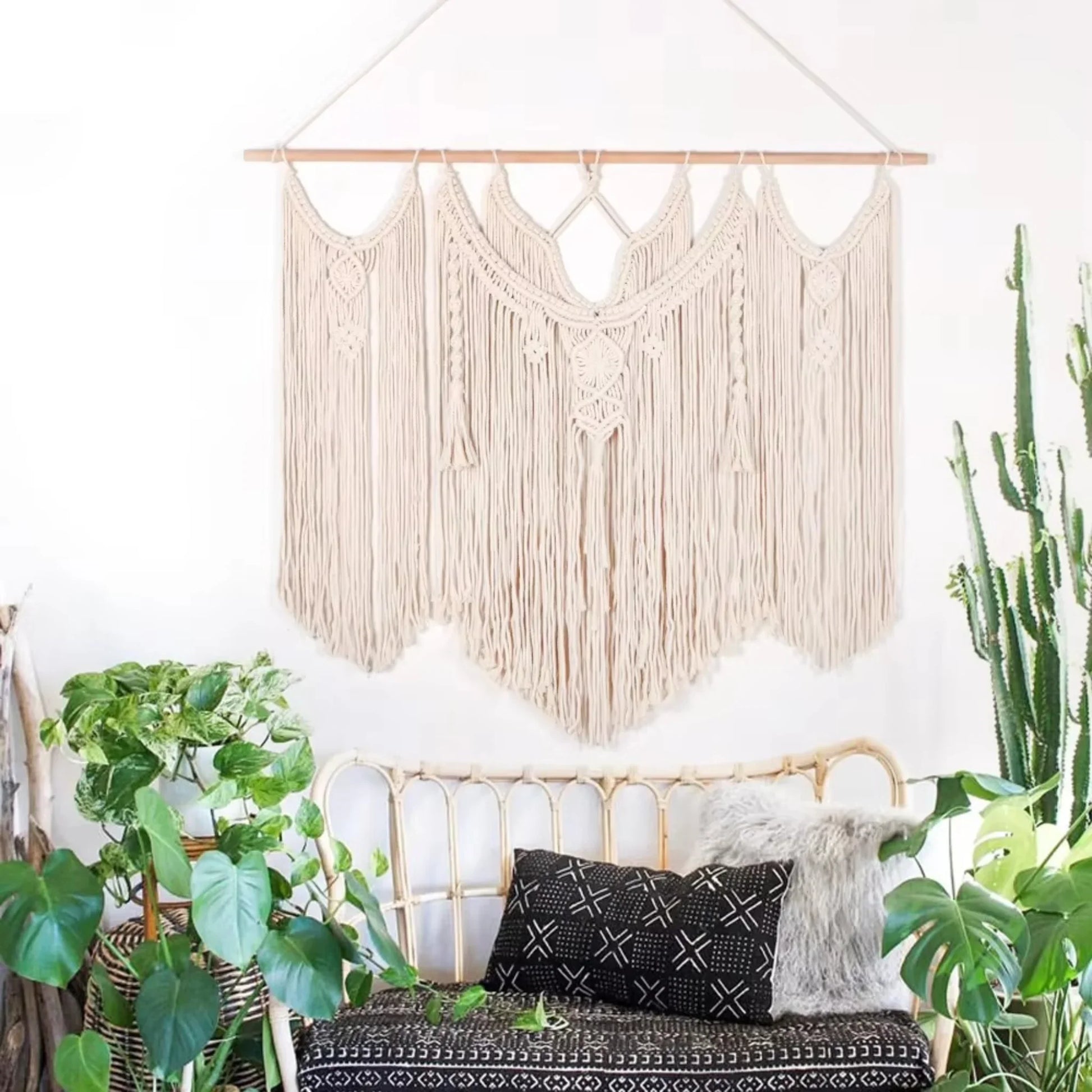 Handmade Macrame wall hanging - Large Boho Tapestry-Cotton Rope Art for Home Décor - Twist & Tassel